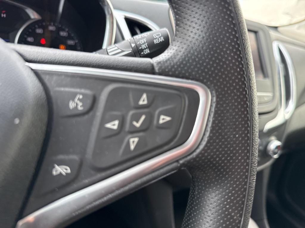 used 2022 Chevrolet Equinox car, priced at $17,433