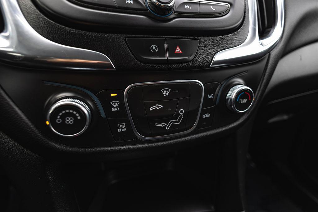 used 2022 Chevrolet Equinox car, priced at $17,200