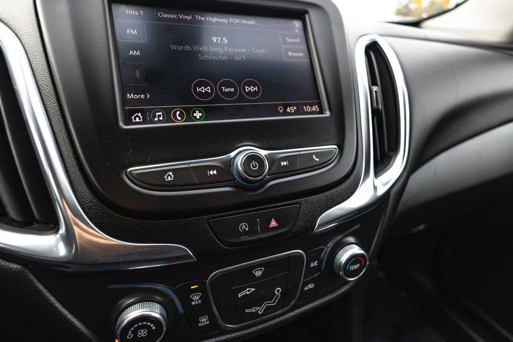 used 2022 Chevrolet Equinox car, priced at $17,200