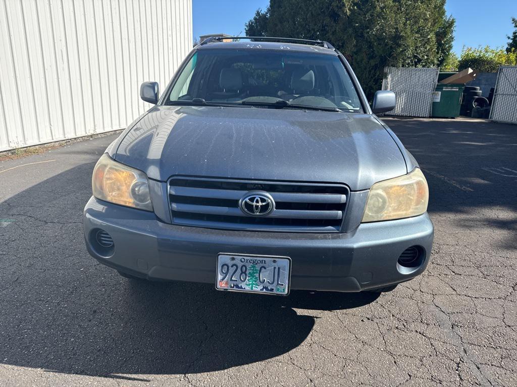 used 2005 Toyota Highlander car