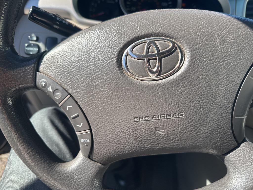 used 2005 Toyota Highlander car