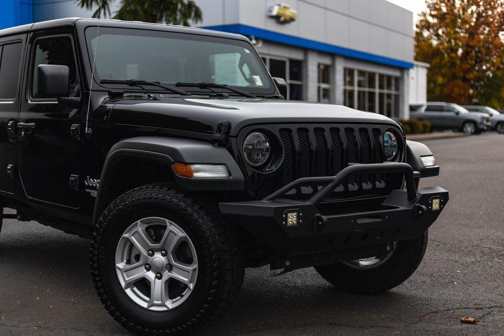 used 2018 Jeep Wrangler Unlimited car, priced at $23,487