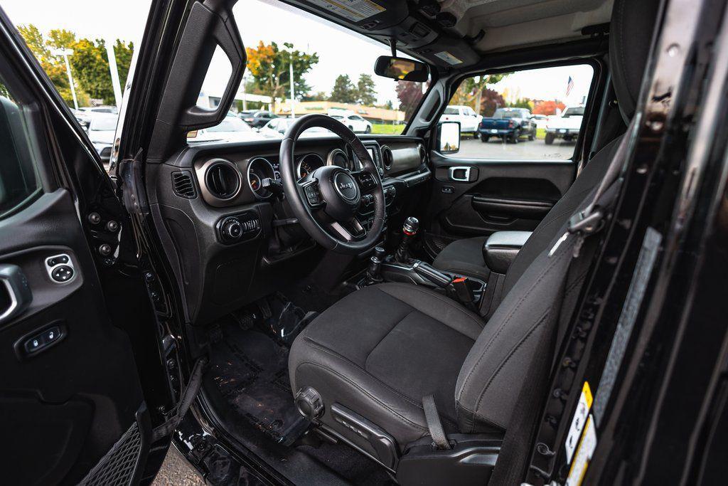 used 2018 Jeep Wrangler Unlimited car, priced at $21,811