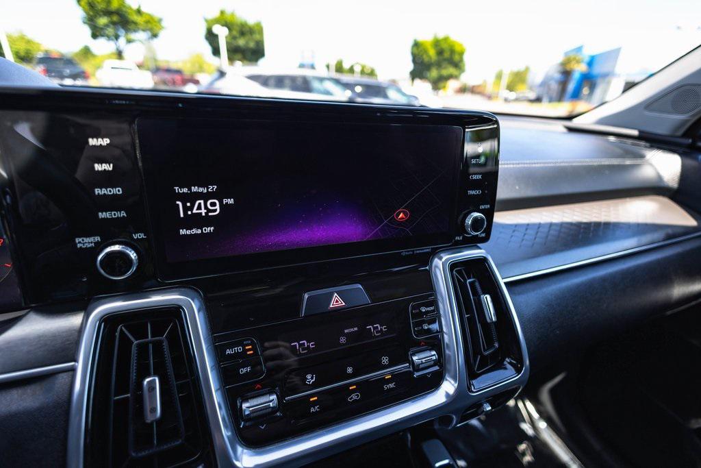 used 2023 Kia Sorento car, priced at $32,010