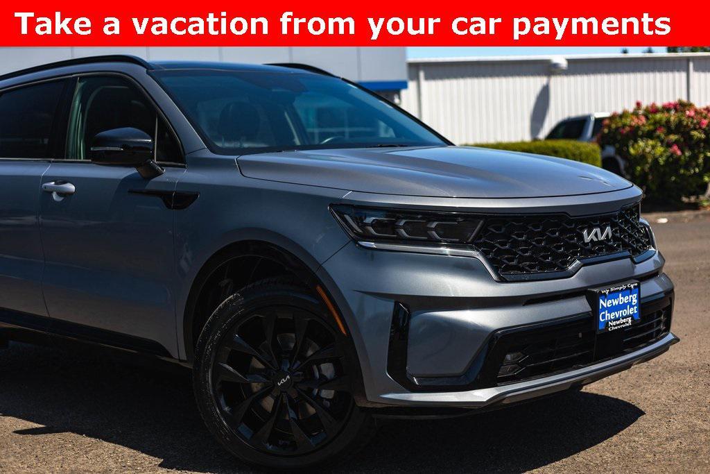 used 2023 Kia Sorento car, priced at $32,010