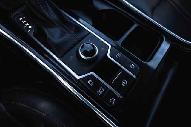 used 2023 Kia Sorento car, priced at $33,977