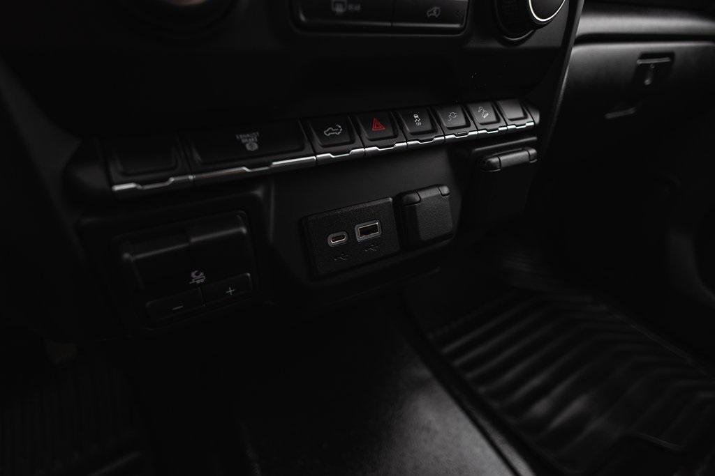 used 2022 Chevrolet Silverado 2500 car, priced at $49,686