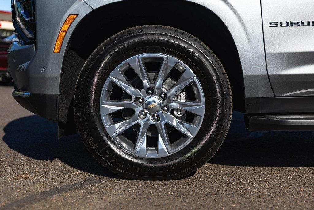 new 2025 Chevrolet Suburban car, priced at $74,777