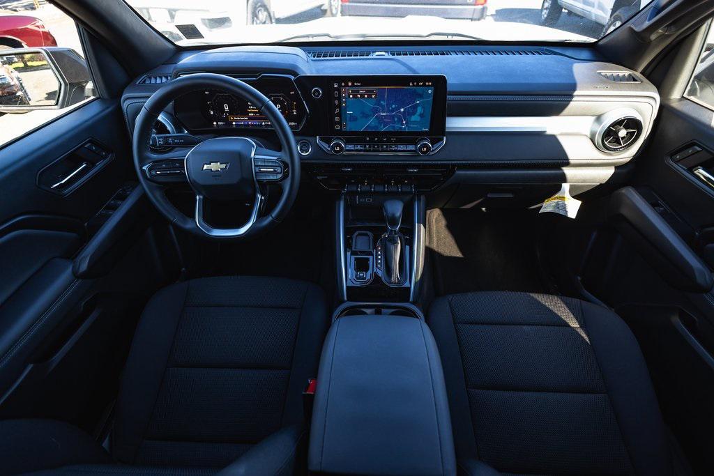 new 2024 Chevrolet Colorado car, priced at $30,999