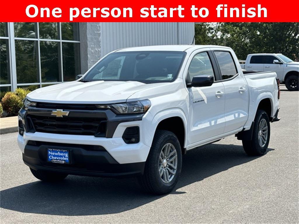 new 2024 Chevrolet Colorado car, priced at $32,997