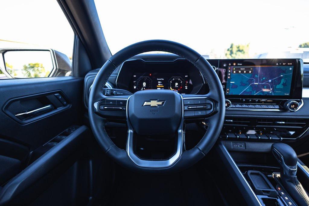 new 2024 Chevrolet Colorado car, priced at $30,999