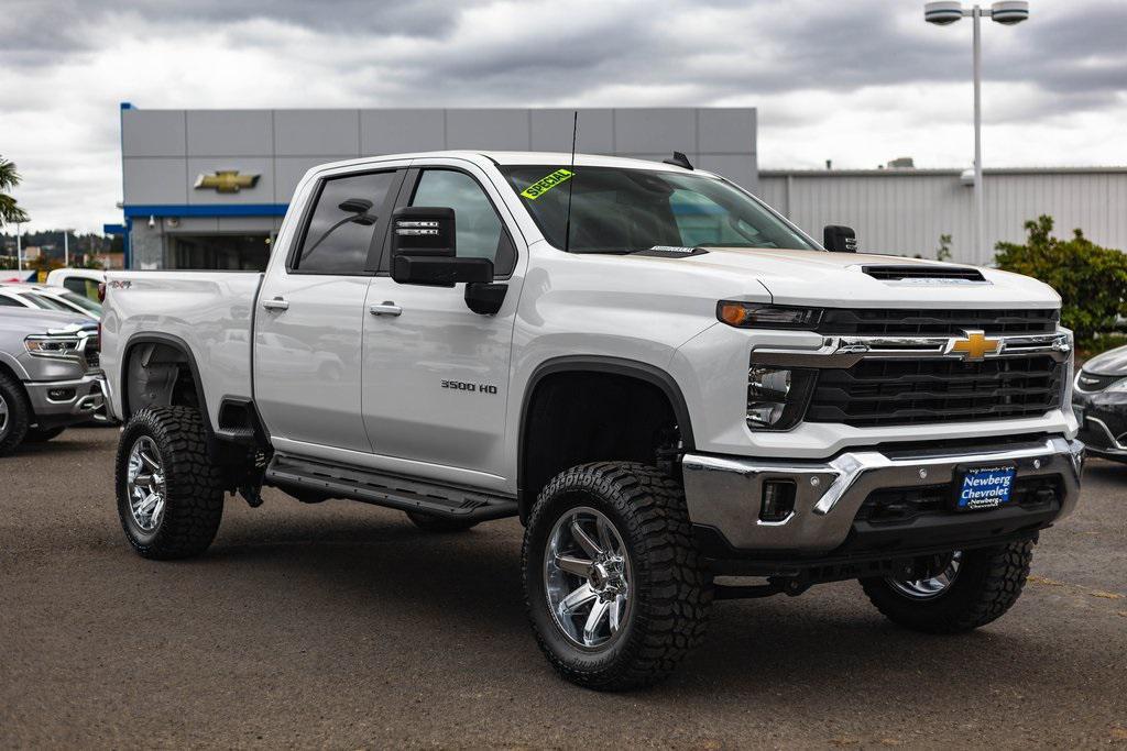 new 2025 Chevrolet Silverado 3500 car, priced at $85,395