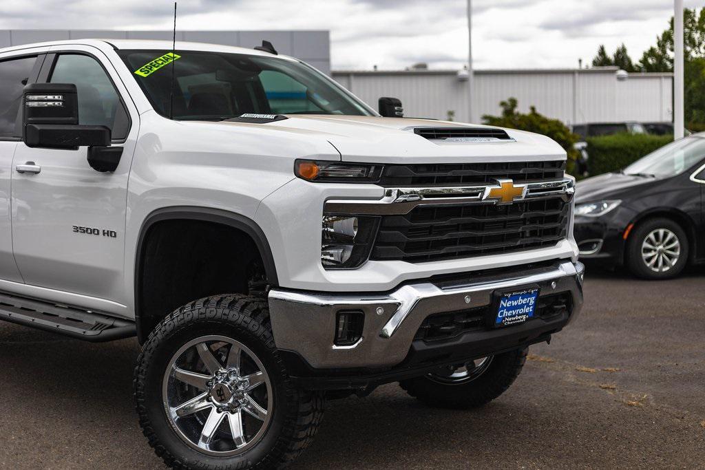 new 2025 Chevrolet Silverado 3500 car, priced at $85,395