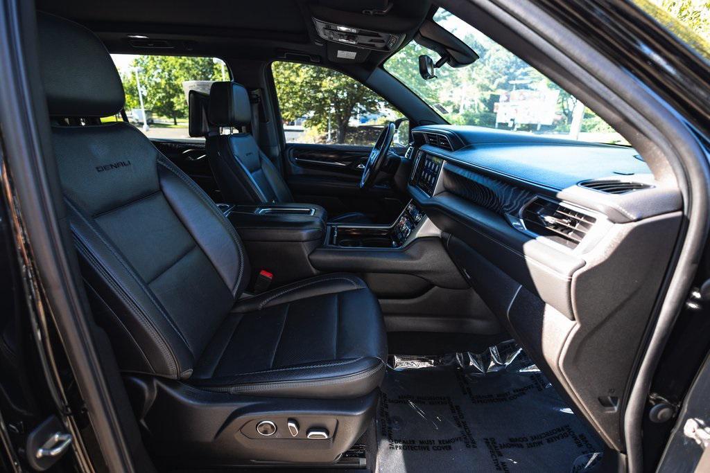 used 2021 GMC Yukon XL car, priced at $46,749