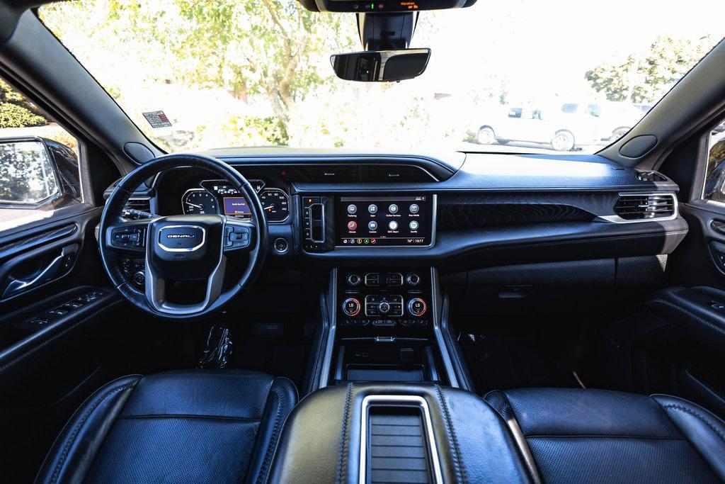 used 2021 GMC Yukon XL car, priced at $46,749