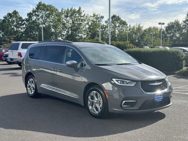 used 2022 Chrysler Pacifica car, priced at $26,999