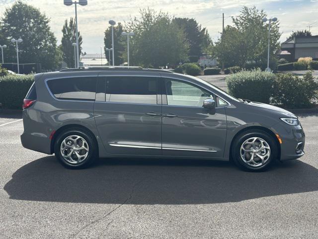 used 2022 Chrysler Pacifica car, priced at $26,999