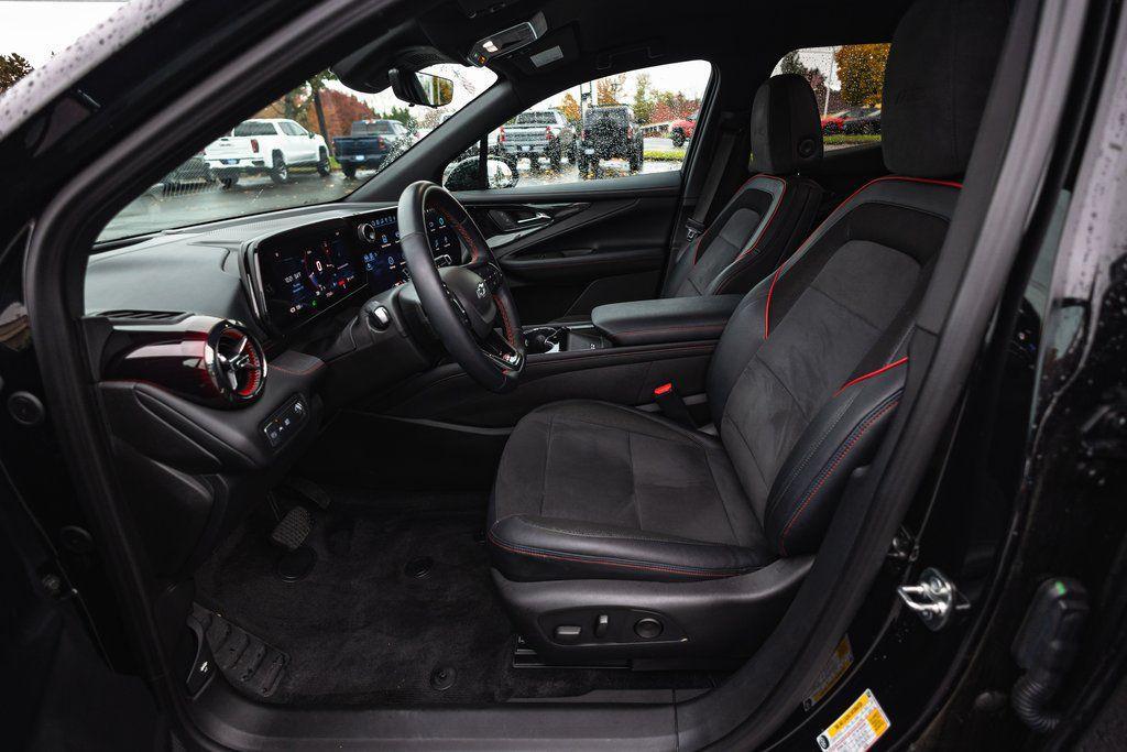 used 2024 Chevrolet Blazer EV car, priced at $27,000