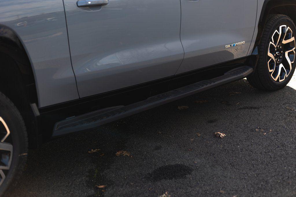 new 2025 Chevrolet Silverado EV car, priced at $90,999