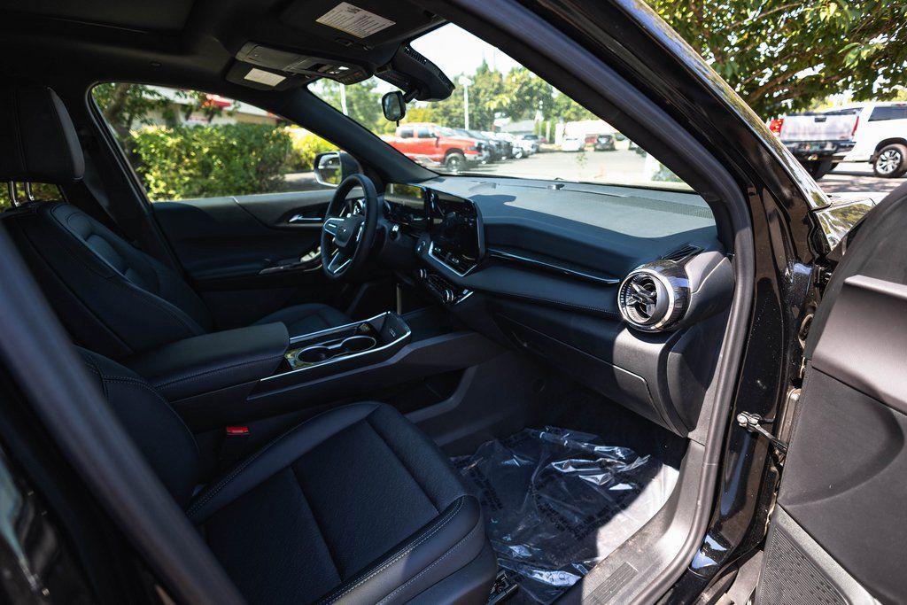 new 2025 Chevrolet Equinox car, priced at $33,977