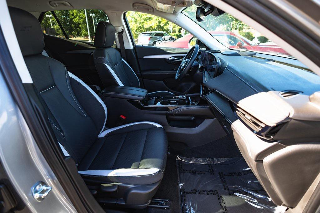 used 2024 Buick Envision car, priced at $26,624