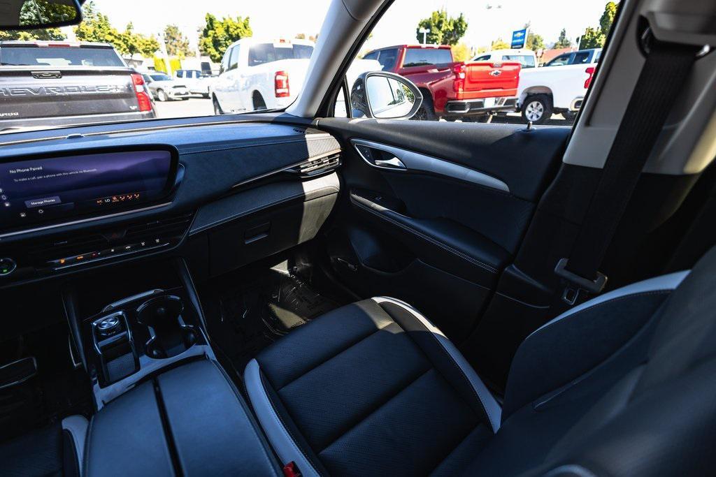 used 2024 Buick Envision car, priced at $26,624
