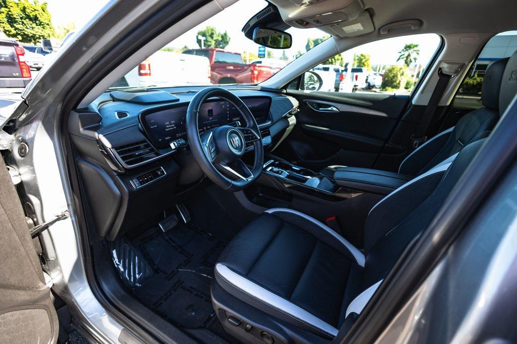 used 2024 Buick Envision car, priced at $26,624