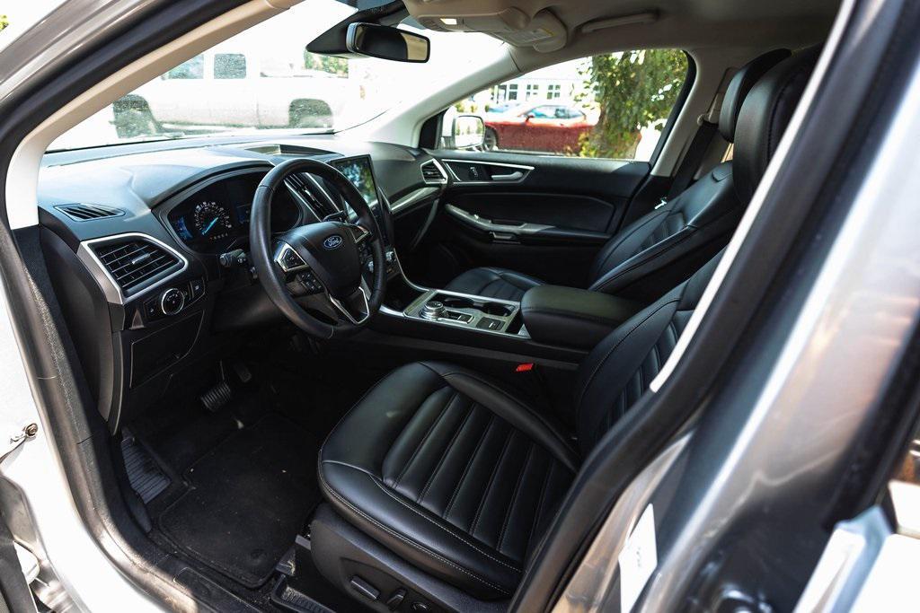 used 2024 Ford Edge car, priced at $21,999