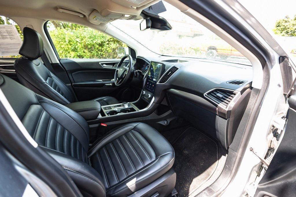 used 2024 Ford Edge car, priced at $21,999