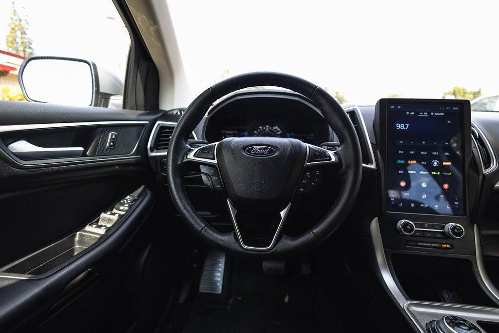 used 2024 Ford Edge car, priced at $21,999