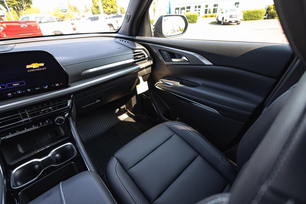 new 2026 Chevrolet Traverse car, priced at $50,777
