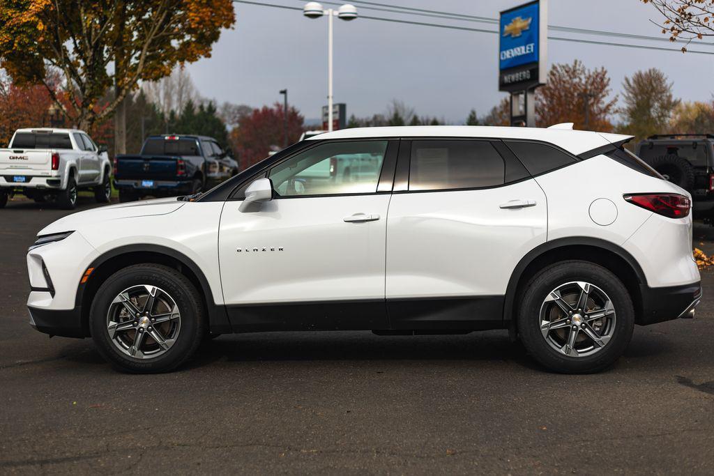 used 2024 Chevrolet Blazer car, priced at $25,881