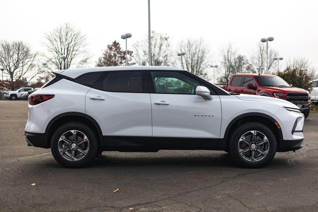 used 2024 Chevrolet Blazer car, priced at $25,881