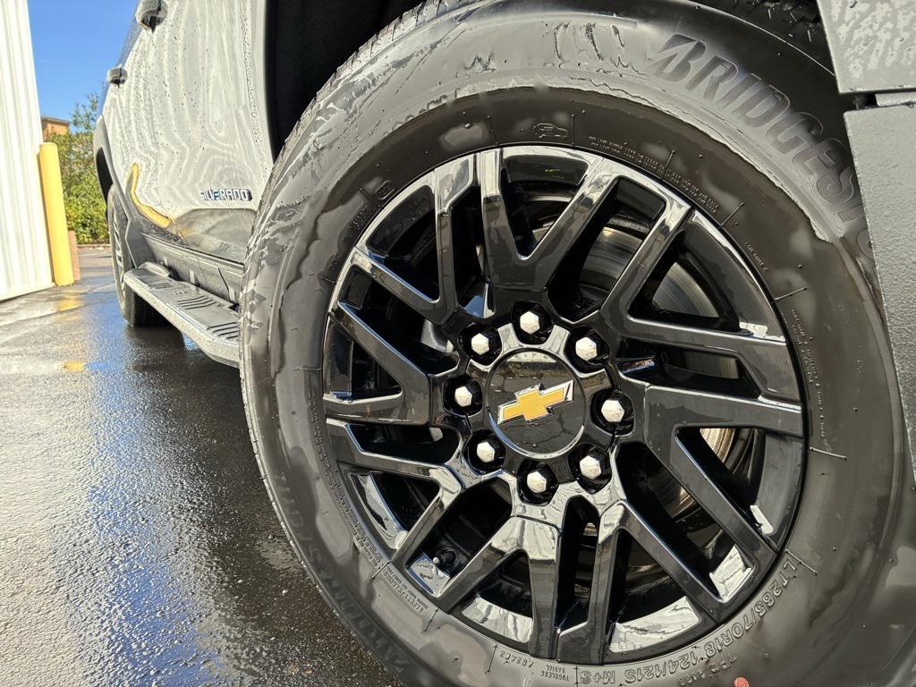 used 2024 Chevrolet Silverado EV car, priced at $44,086