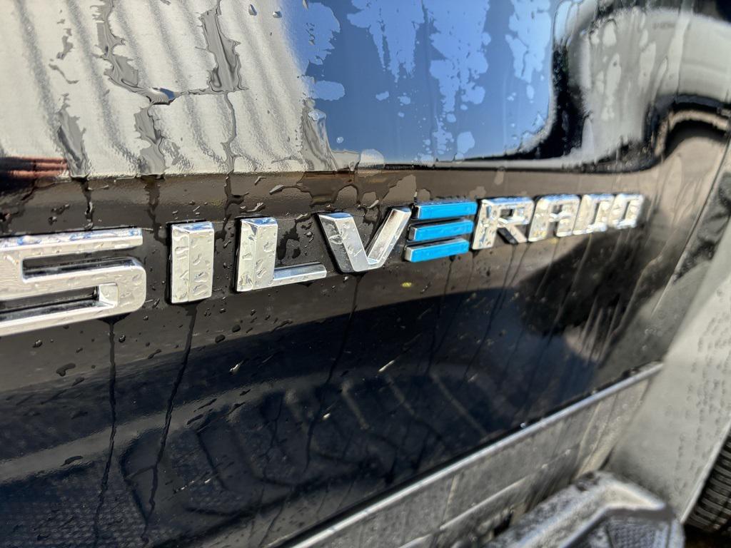 used 2024 Chevrolet Silverado EV car, priced at $44,086