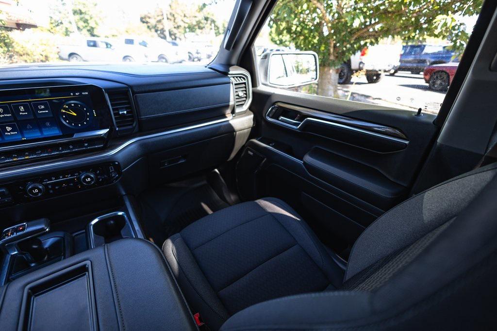 used 2022 Chevrolet Silverado 1500 car, priced at $42,155