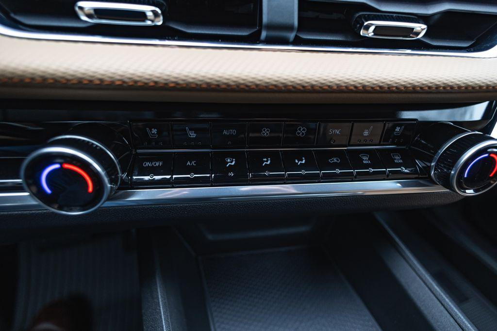 new 2026 Chevrolet Equinox car, priced at $35,777