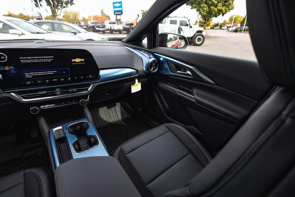 new 2026 Chevrolet Equinox EV car, priced at $46,977