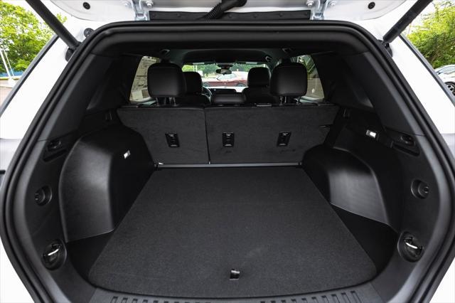 new 2026 Chevrolet Equinox car, priced at $32,999