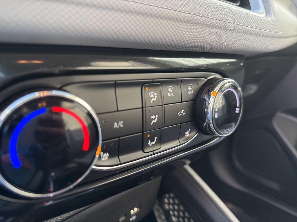 used 2024 Chevrolet TrailBlazer car, priced at $22,433