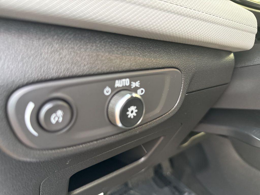 used 2024 Chevrolet TrailBlazer car, priced at $22,433