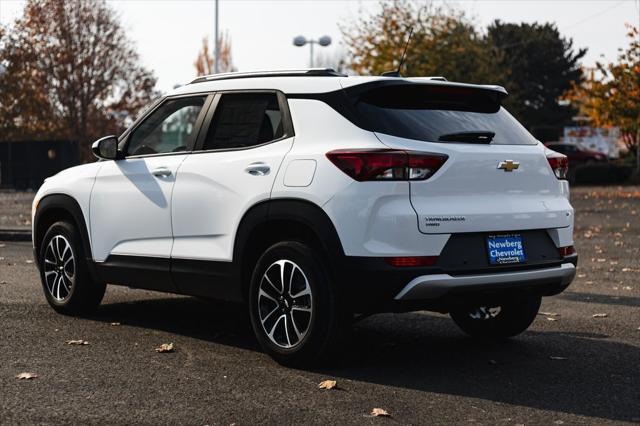 new 2025 Chevrolet TrailBlazer car, priced at $28,977