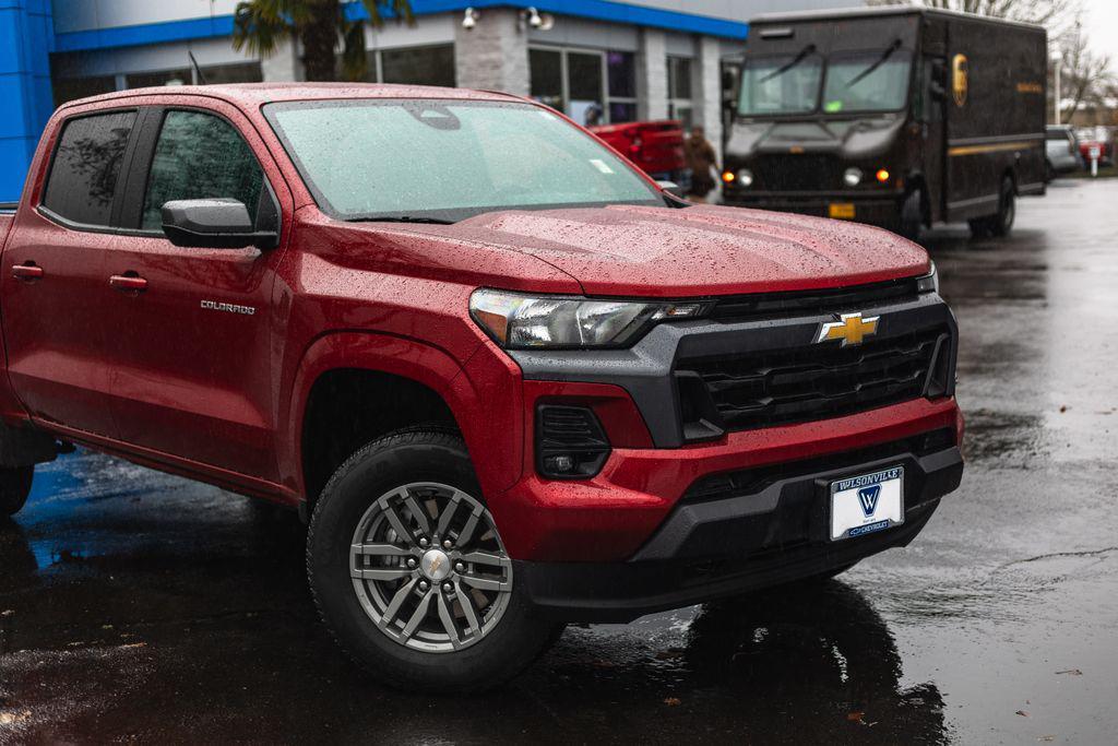 used 2024 Chevrolet Colorado car, priced at $34,987
