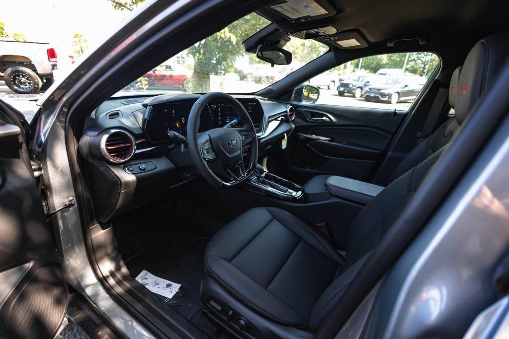 new 2025 Chevrolet Trax car, priced at $25,777