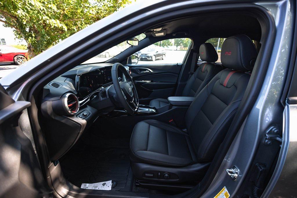 new 2025 Chevrolet Trax car, priced at $25,777