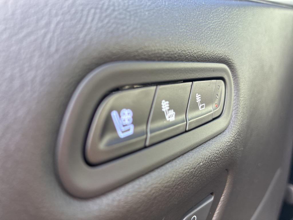 used 2023 Cadillac Escalade ESV car, priced at $70,244
