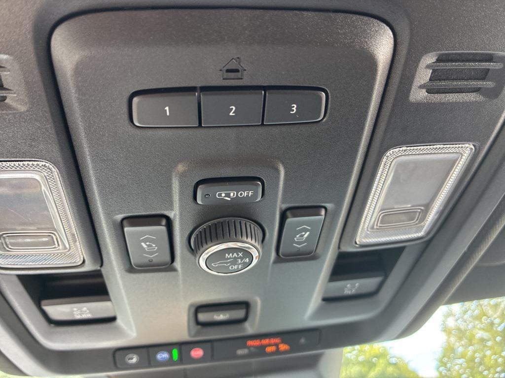 used 2023 Cadillac Escalade ESV car, priced at $70,244