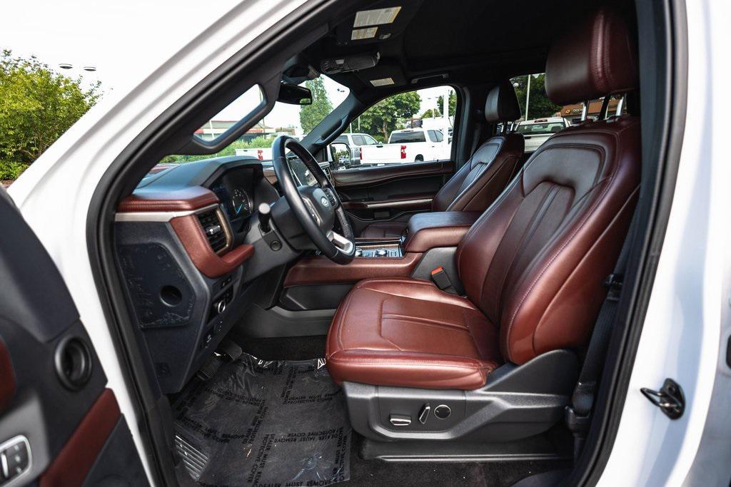 used 2023 Ford Expedition car, priced at $43,000