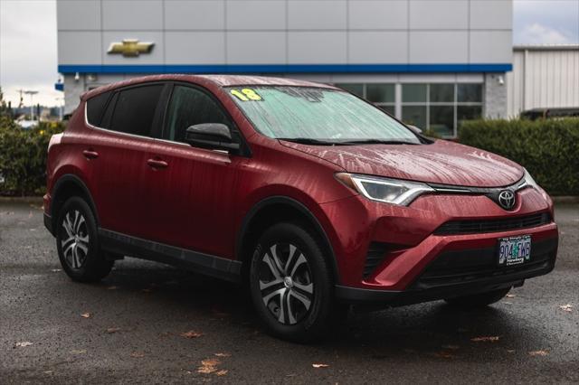 used 2018 Toyota RAV4 car, priced at $19,577