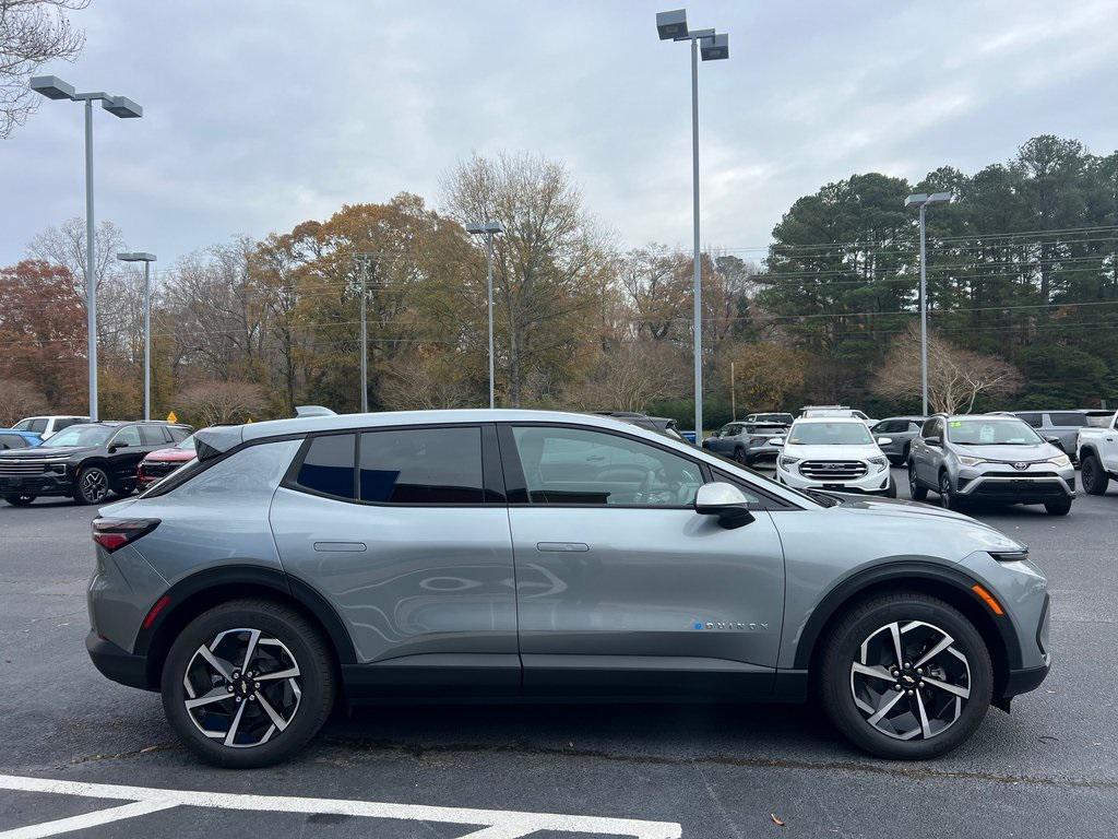 new 2026 Chevrolet Equinox EV car, priced at $34,999